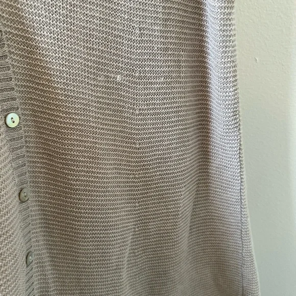 Eileen Fisher linen sweater vest features a v neck sleeveless  Size Large - Picture 7 of 10